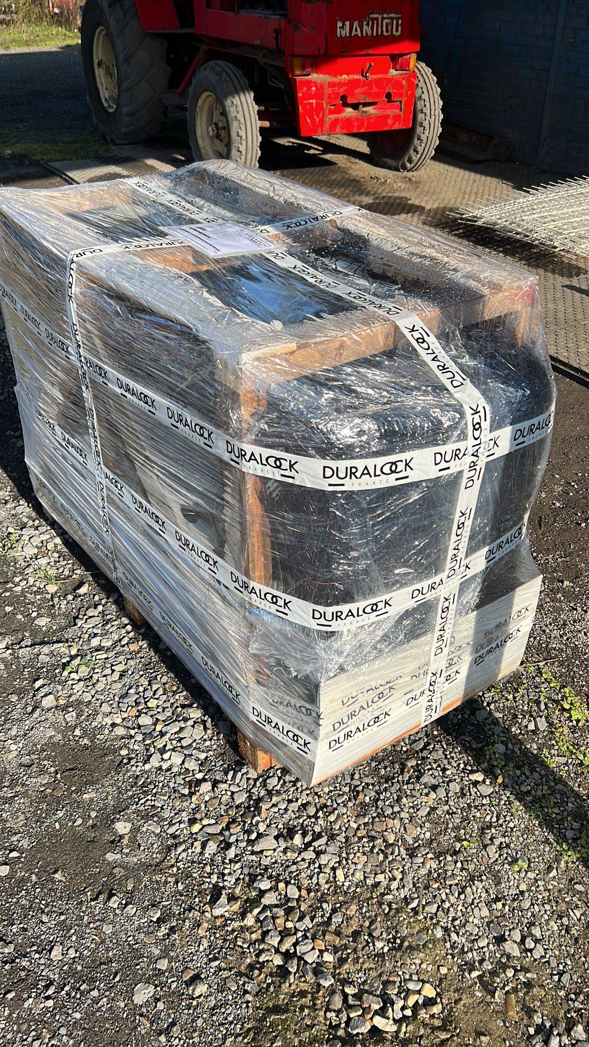 Plateforme logistique pour transport de produits biomédicaux vers l'étranger depuis Lyon 69 Rhône-Alpes