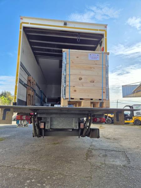 Transport par messagerie sécurisée de Paris vers Athènes