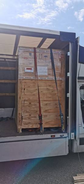 Devis transport express de Lyon vers Rennes pour une enceinte climatique