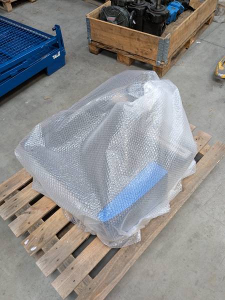 Transport de lots achetés sur Interenchères de Paris (France) vers Zagreb (Croatie)